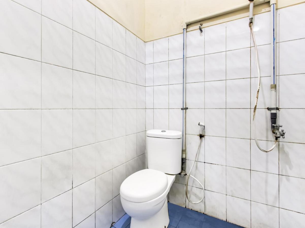 Oyo Life 91374 Asia Stay Semarang Syariah Екстериор снимка