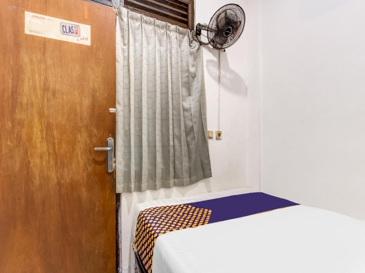 Oyo Life 91374 Asia Stay Semarang Syariah Екстериор снимка