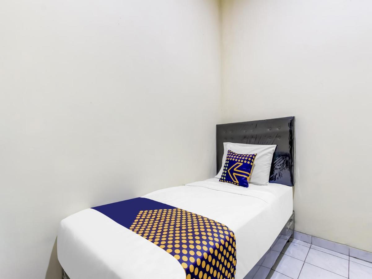 Oyo Life 91374 Asia Stay Semarang Syariah Екстериор снимка